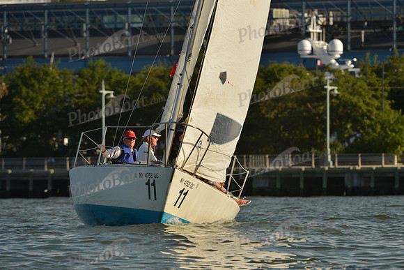 2016 NY Architects Regatta_0852