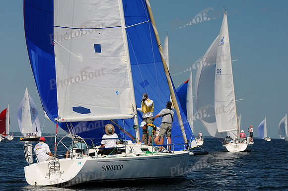 2011 J105 NAs C 205
