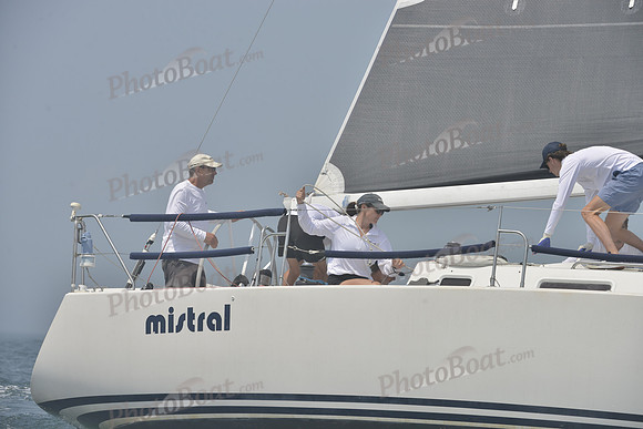 2025 Block Island Race Week B_0995