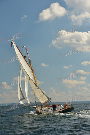 2015 IHYC Classic Yacht Regatta 671