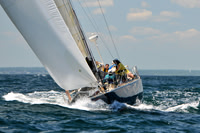 2012 Newport Bermuda 812