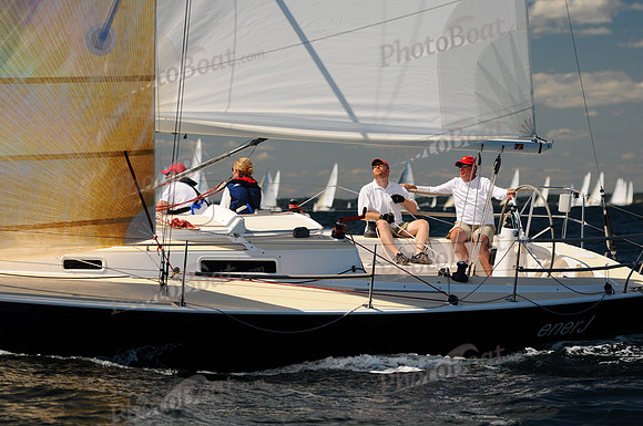 2011 J105 NAs B 044