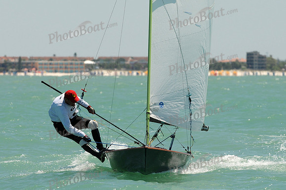 2012 Contender Worlds A 889