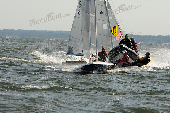 2011 505 NAs D 323