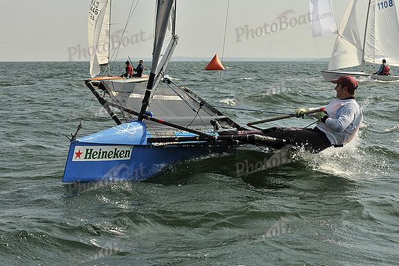 2012 HPDO A 884