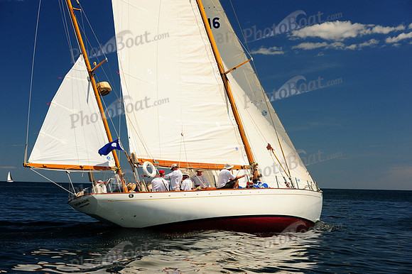 2014 Newport Bermuda A 428