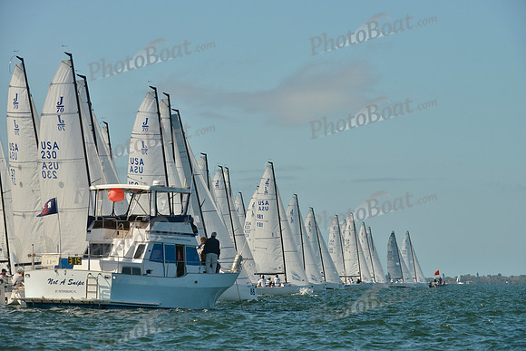 2017 Quantum J70 Midwinters A_0025
