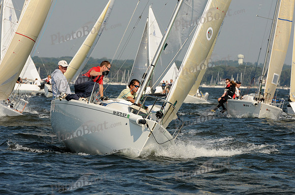 2011 J80 NAs A 054
