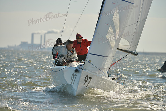 2016-2017 Quantum J70 Winter Series I_0806