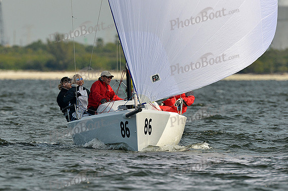 2015 J70 Winter Series B 1031