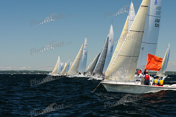 2011 J105 NAs A 825