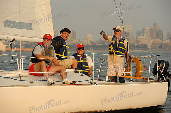 2013 NY-Architects-Regatta 246