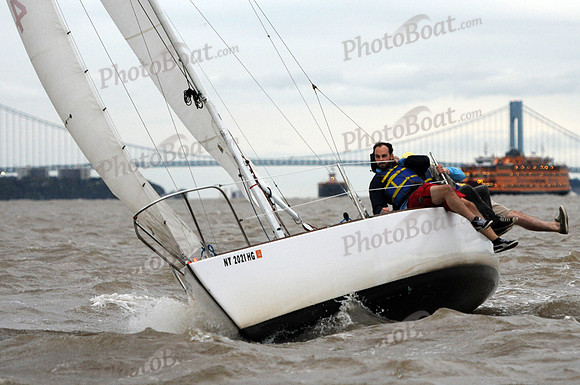2011 NY Architects Regatta 439