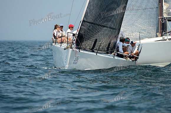 2013 Block Island Race Week B 2814