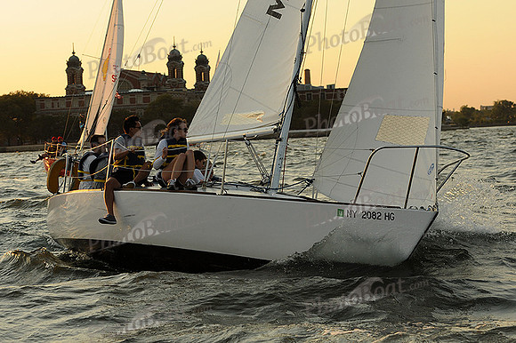2012 NY Architects Regatta 722
