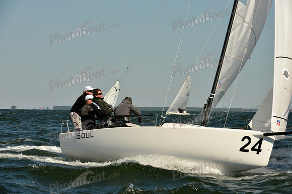 2016 J70 Midwinters A_1158