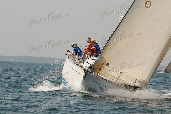 2010_Newport_Bermuda 675