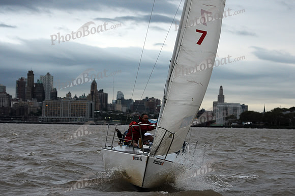 2011 NY Architects Regatta 537