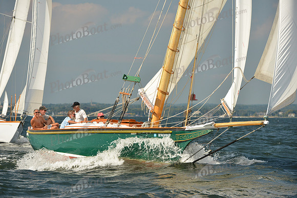 2015 IHYC Classic Yacht Regatta 650