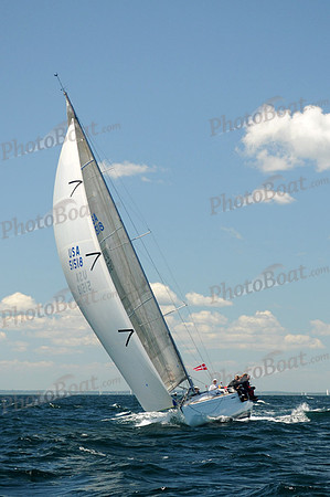 2012 Newport Bermuda 2760
